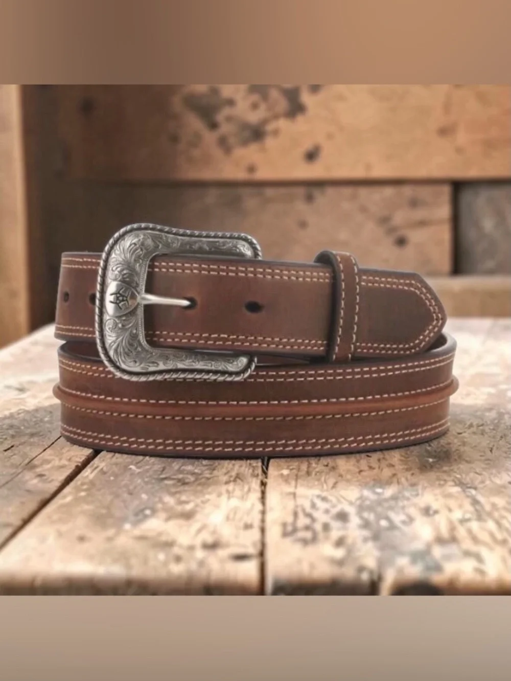 Ariat Brown Genuine Leather Western Belt Tooled Buckle Size 32 NWT